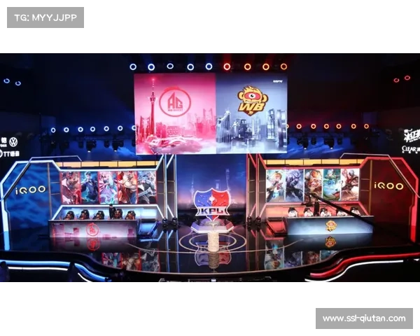 “电竞观赛成为家庭娱乐新选择，多代同堂观看KPL决赛”